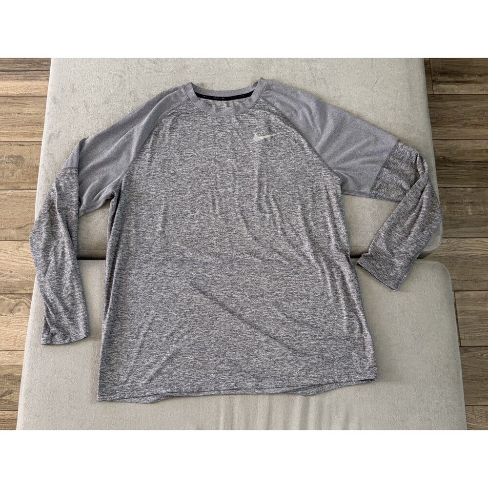 Nike Running T-Shirt Mens XL Long Sleeve Dri-Fit Crew Neck Gray AH8977 EUC